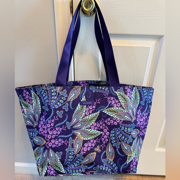 NWOT-Vera Bradley Large Tote Bag Batik Leaves - Picture 1 of 7